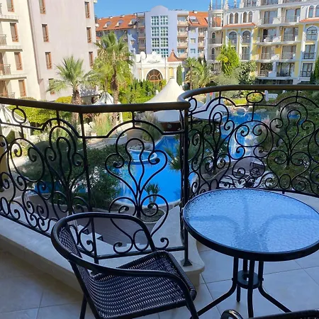 Schoene Im Harmony Monte Carlo Апартаменты Солнечный берег