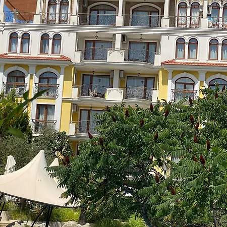 Schoene Im Harmony Monte Carlo *