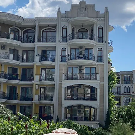 Schoene Im Harmony Monte Carlo * Солнечный берег